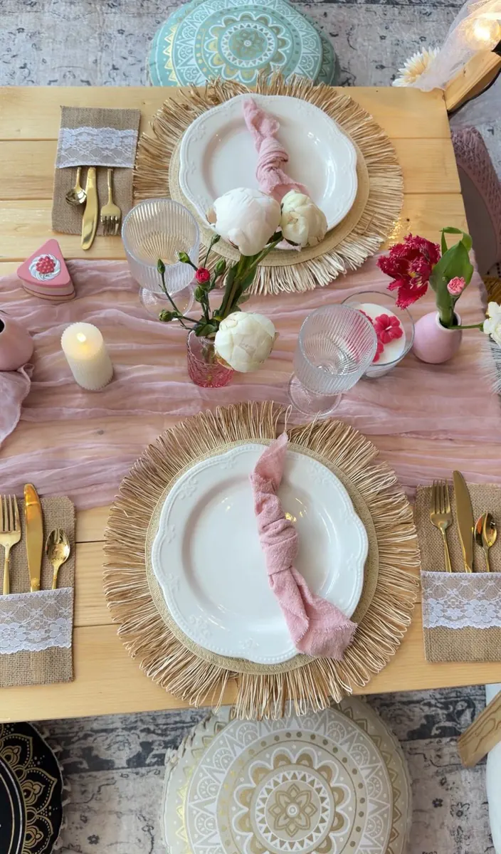 Decor Petrecerea Burlacitelor realizat de Boho Bloom Events