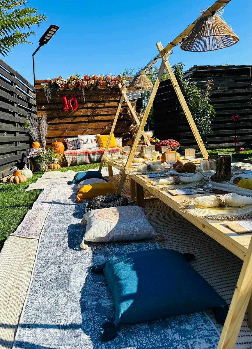 Decor Picnic Aniversar realizat de Boho Bloom Events
