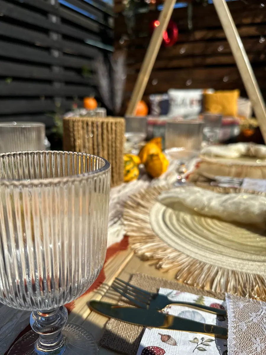 Decor Picnic Aniversar realizat de Boho Bloom Events